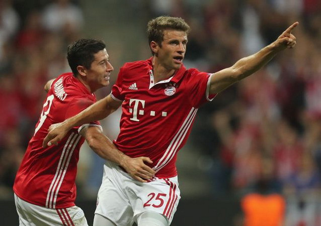 Höness: "Chúng tôi muốn có 1 Bundesliga căng thẳng và hấp dẫn" ảnh 2