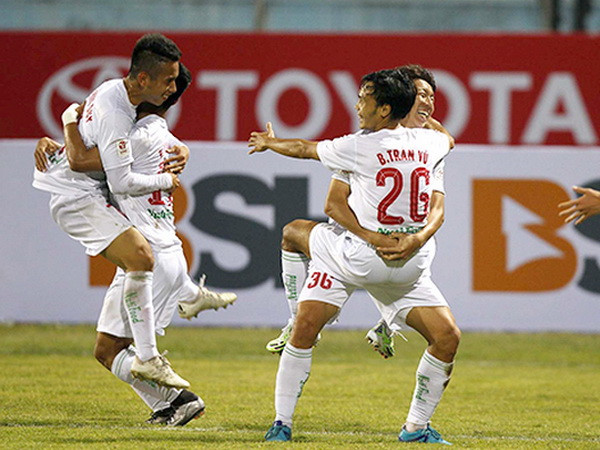 Hoàng Anh Gia Lai ngược dòng giành chiến thắng trước Cần Thơ ảnh 1
