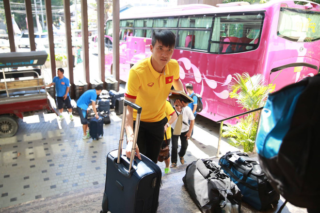 Lê Công Vinh đang là chân sút xuất sắc Việt Nam. (Nguồn: MFF) Tuyển Việt Nam đặt chân đến Myanmar sẵn sàng chinh phục AFF Cup ảnh 4