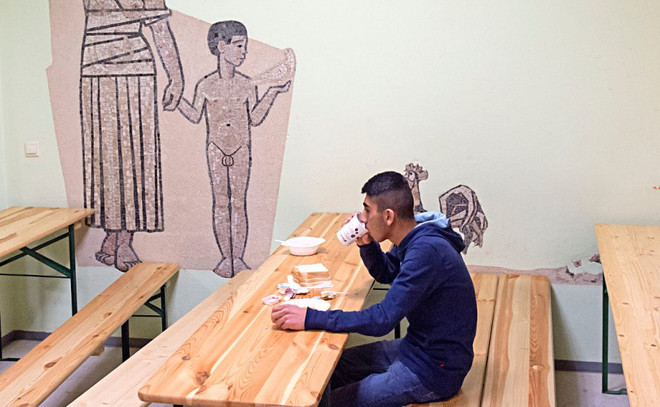 Du khách Trung Quốc bị bắt nhầm vào trại tị nạn ở Đức 12 ngày ảnh 1