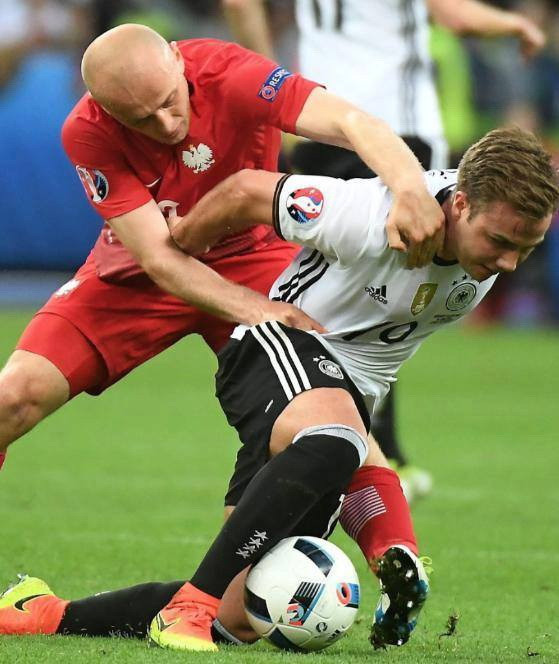 Löw sẽ tung ra đội hình nào cho trận "chung kết" ở vòng bảng? ảnh 3