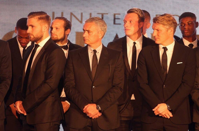 Mourinho hết "đặc biệt," gọi Schweinsteiger trở lại giúp M.U ảnh 4
