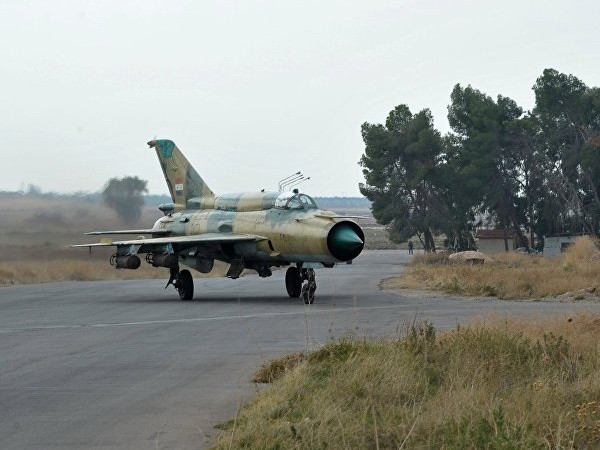 Hình chỉ mang tính minh họa. (Nguồn: Sputnik) Máy bay ném bom quân đội Syria rơi ngay sau khi cất cánh ảnh 1