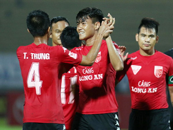 CLB Long An trụ hạng sau chiến thắng kịch tính trước Viettel ảnh 1
