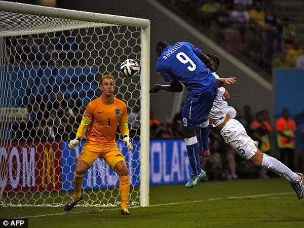 [Video] Italy đẩy tuyển Anh phải sớm bước vào "sinh tử" ảnh 1