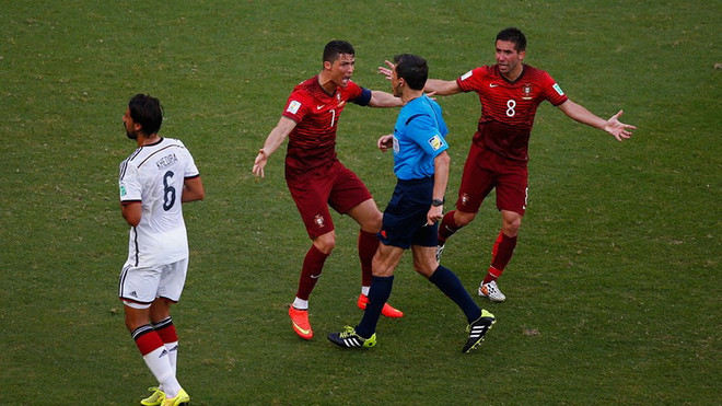 [Photo] Đức vùi dập Bồ Đào Nha trong ngày Mueller rực sáng ảnh 11