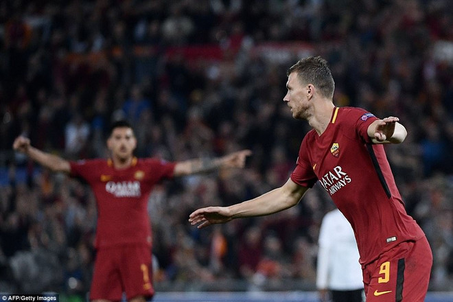 [Video] Nã 4 bàn vào lưới Liverpool, Roma chia tay trong tiếc nuối ảnh 1