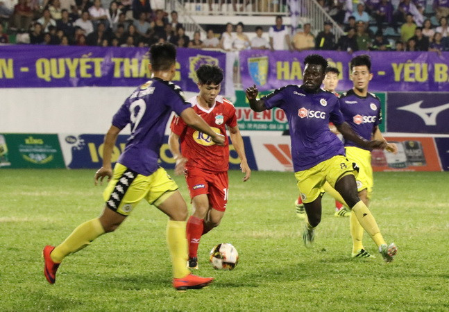 Công bố trọng tài bắt chính trận Hà Nội FC - Hoàng Anh Gia Lai ảnh 1