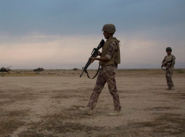 Quân đội Iraq không kích các mục tiêu của tổ chức IS ở Syria ảnh 1