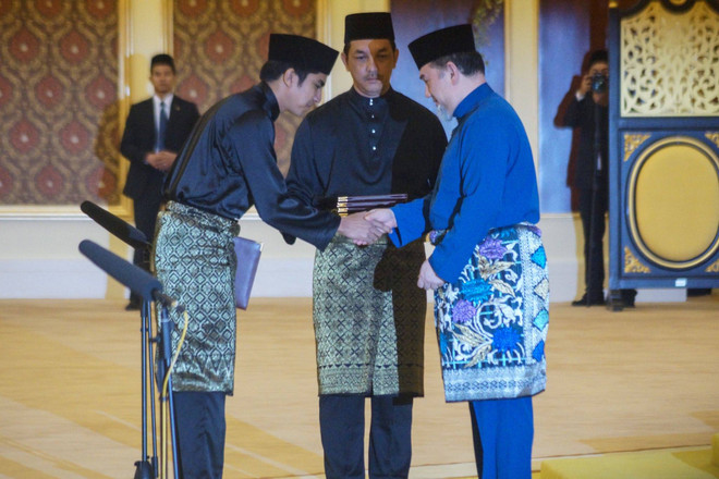 Malaysia có Bộ trưởng 25 tuổi, là fan của Manchester United ảnh 2