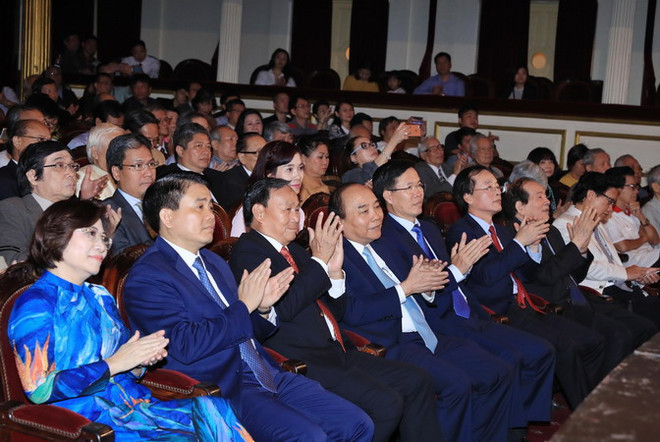 Thủ tướng Nguyễn Xuân Phúc: Cần định hướng kiến trúc Việt Nam ảnh 3