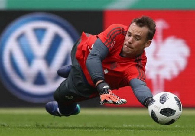 Manuel Neuer trở lại đội hình Bayern, sẵn sàng cho World Cup 2018 ảnh 1