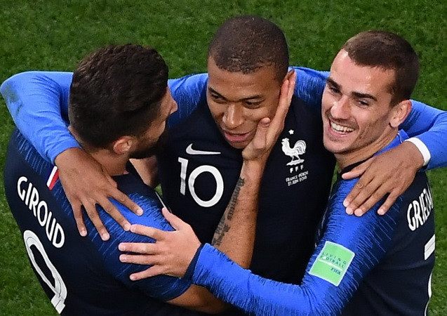 Mbappe lập kỷ lục, đưa tuyển Pháp vào vòng 1/8 World Cup 2018 ảnh 1