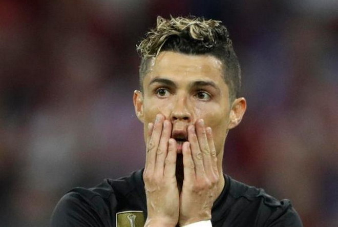 Ronaldo đứt mạch ghi bàn tại Champions League. (Nguồn: Reuters) 'Bất lực' trước Bayern, Ronaldo vẫn thiết lập nên kỷ lục mới ảnh 1