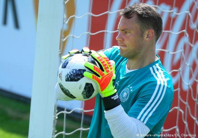 Manuel Neuer tái xuất ở trận Đức-Áo, chạy đà cho World Cup 2018 ảnh 1