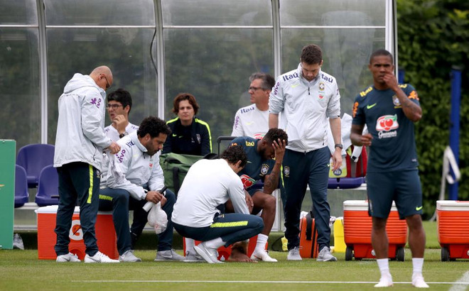 'Bom tấn' của M.U có nguy cơ lỡ vòng chung kết World Cup 2018 ảnh 6