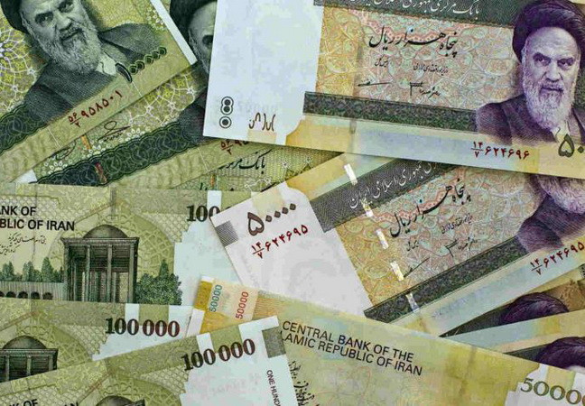 Iran điều chỉnh tỷ giá đồng nội tệ rial nhằm ngăn đà lao dốc ảnh 1