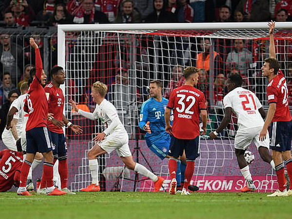 Bayern Munich đứt mạch thắng ngay tại thánh địa Allianz Arena ảnh 1