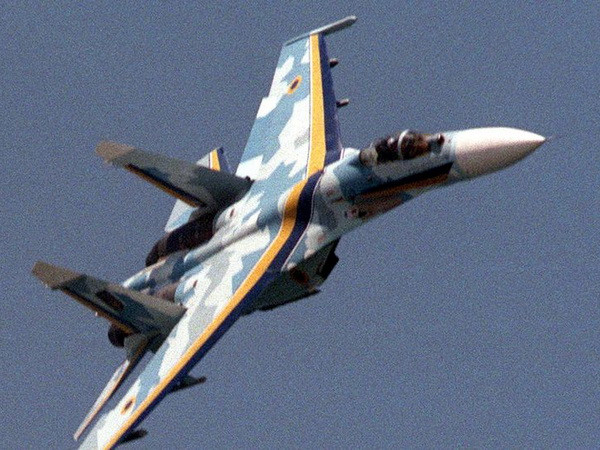 Một phi công Mỹ thiệt mạng trong vụ rơi máy bay Su-27 của Ukraine ảnh 1