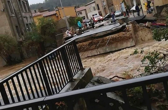 Mưa lũ nghiêm trọng ở miền Nam Pháp, ít nhất 13 người thiệt mạng ảnh 1