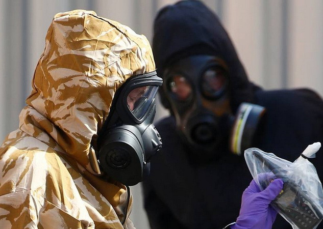 Nạn nhân nhiễm độc Novichok nói gì khi vẫn may mắn sống sót? ảnh 1