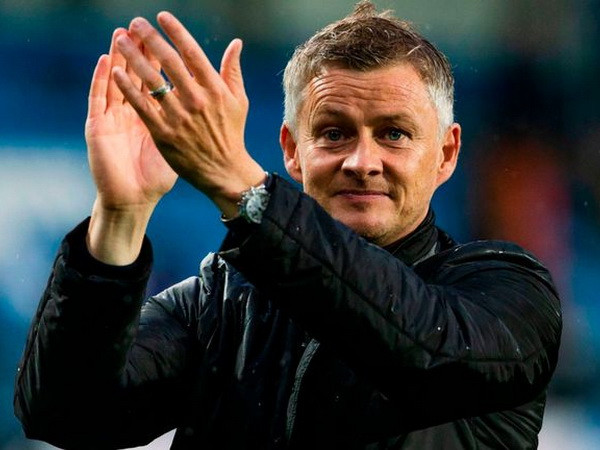 'Sát thủ có gương mặt trẻ thơ' thế chỗ Mourinho dẫn dắt M.U? ảnh 1