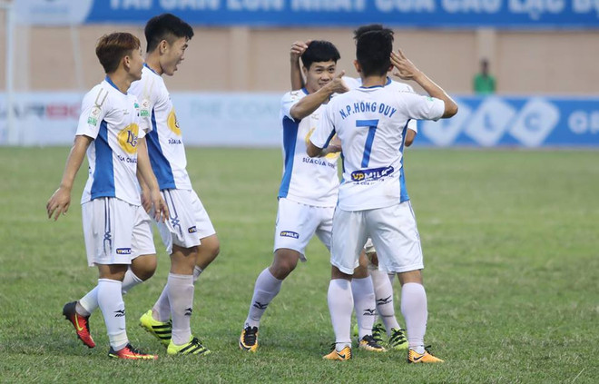 Công Phượng 'hạ' FLC Thanh Hóa, HAGL lên tốp 4 V-League 2018 ảnh 1