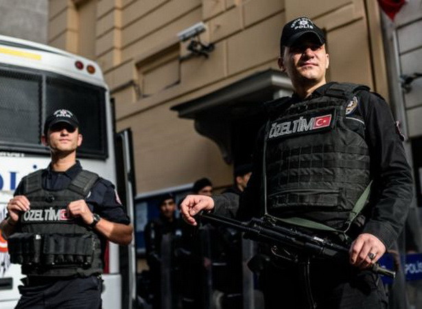 Thổ Nhĩ Kỳ siết chặt an ninh trước thềm hội nghị ba bên về Syria ảnh 1