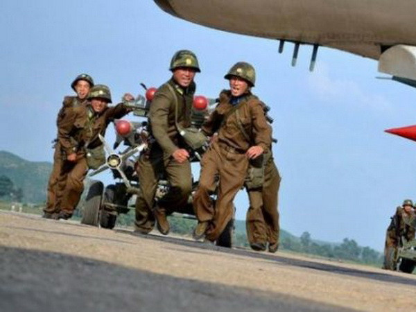 Triều Tiên tập trận quân sự quy mô lớn trên Biển Nhật Bản ảnh 1