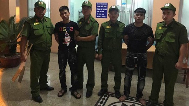 Hà Nội: Gần 100 đối tượng mang hung khí để giải quyết mâu thuẫn ảnh 1