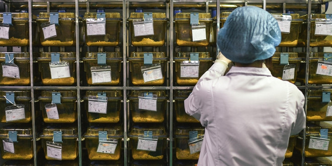 Trung Quốc cách chức quan chức cấp cao liên quan vụ bê bối vắcxin ảnh 1