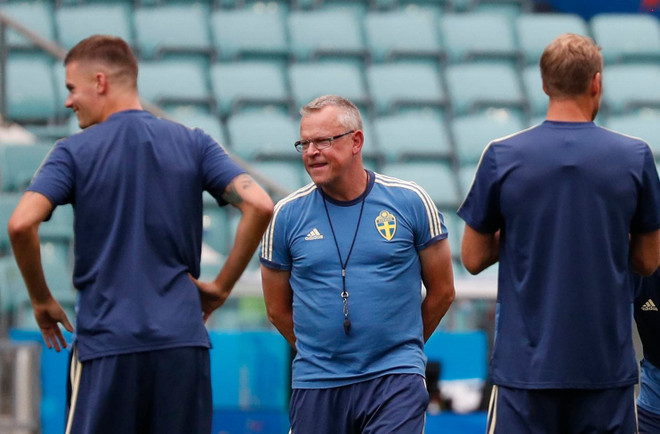 Nhiều cầu thủ Thụy Điển bị đau bụng trước trận gặp tuyển Đức ảnh 2