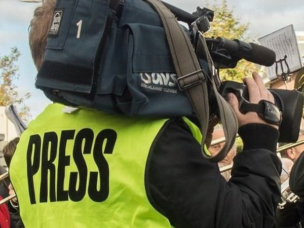 [Video] Nghề báo - một trong 10 nghề nguy hiểm nhất thế giới ảnh 1