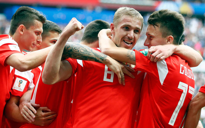 Cục diện bảng A World Cup 2018: Xác định 2 đội vào vòng 1/8? ảnh 1