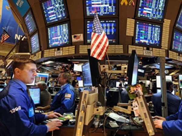 Chứng khoán Mỹ xác lập kỷ lục mới sau phát biểu của chủ tịch Fed ảnh 1