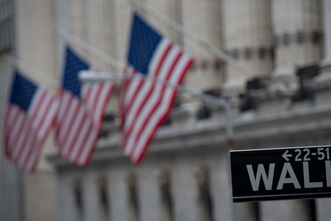 Nhà đầu tư thuộc các quỹ của Mỹ rút tiền khỏi thị trường chứng khoán ảnh 1