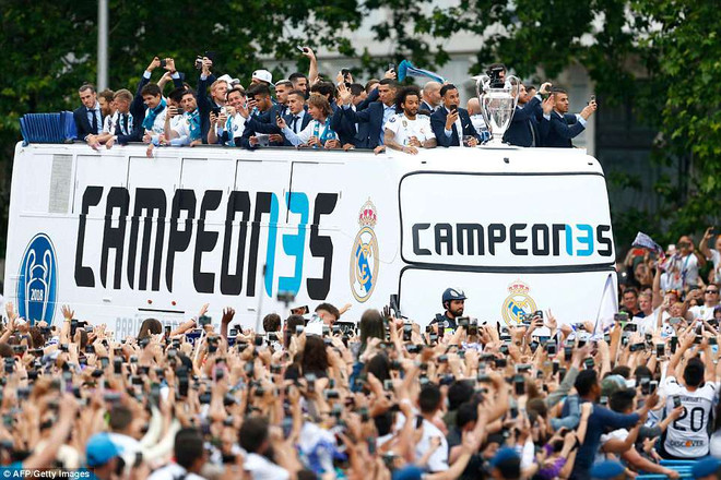 'Biển người' chào đón nhà vô địch Champions League Real Madrid ảnh 6