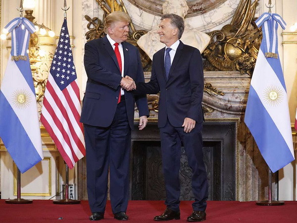 Argentina cảm ơn Mỹ giúp giải quyết khó khăn kinh tế nghiêm trọng ảnh 1