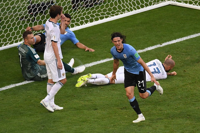 Đánh bại chủ nhà Nga, đội tuyển Uruguay giành ngôi đầu bảng A ảnh 2