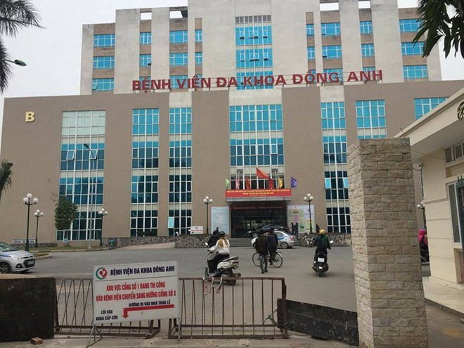 Khởi tố điều tra vụ bé 8 tháng tuổi tử vong ở bệnh viện Đông Anh ảnh 1