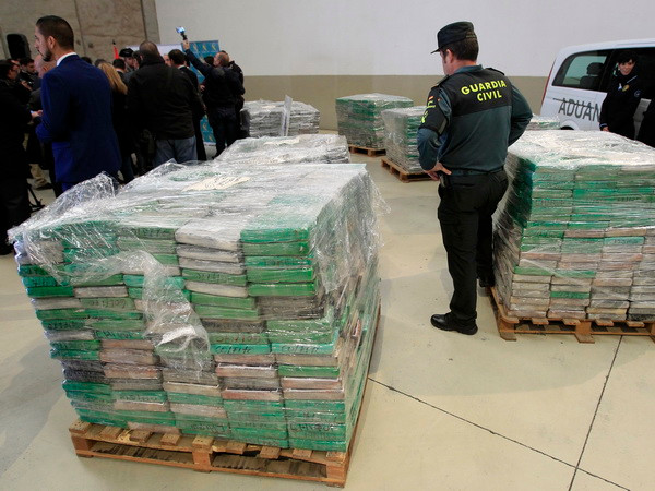 Tây Ban Nha, Bồ Đào Nha triệt phá mạng lưới buôn ma tuý lớn ảnh 1