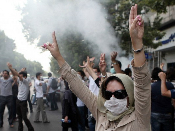 Iran thắt chặt an ninh xung quanh Đại sứ quán Nga tại Tehran ảnh 1