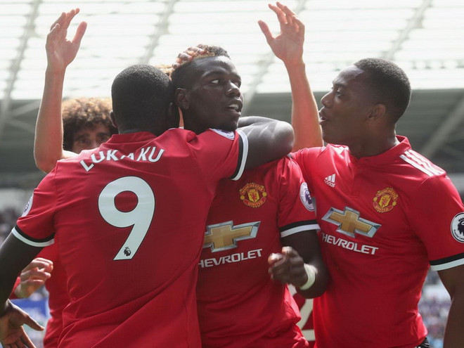 CLB Manchester United dẫn đầu thế giới về khả năng kiếm tiền ảnh 1