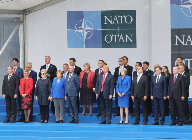 Tổ chức Hiệp ước Bắc Đại Tây Dương vượt qua bất hòa gay gắt ảnh 1