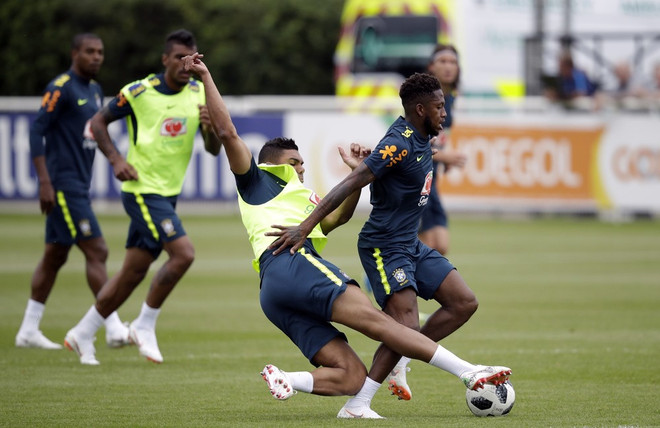 'Bom tấn' của M.U có nguy cơ lỡ vòng chung kết World Cup 2018 ảnh 2