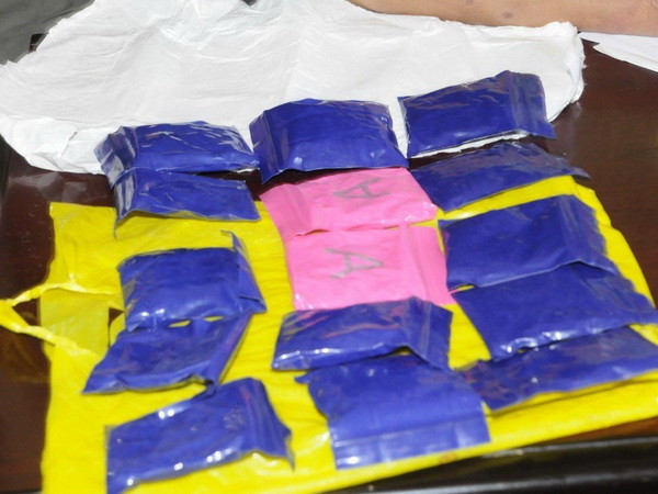 Bắt giữ đối tượng vận chuyển hơn 110.000 viên ma túy tổng hợp ảnh 1