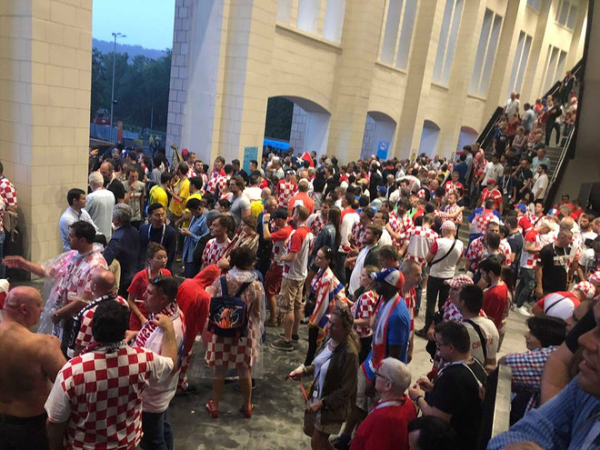 Trời Moskva bất ngờ đổ mưa sau thất bại của Croatia trước Pháp ảnh 1