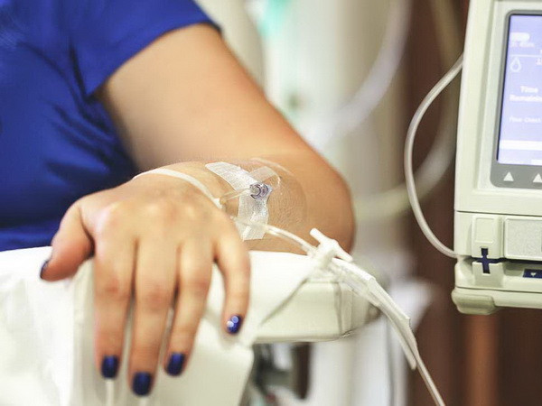 Bệnh nhân ung thư có thể không cần hóa trị để kéo dài sự sống ảnh 1