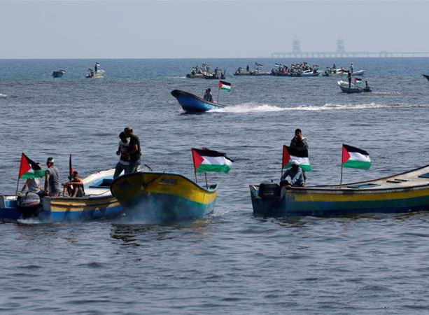 Hải quân Israel chặn và thu giữ một chiếc tàu của Palestine ảnh 1