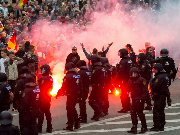 Đức bắt giữ nhiều nghi can khủng bố ở thành phố Chemnitz ảnh 1